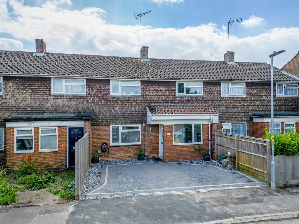 Eight Acres, Tring