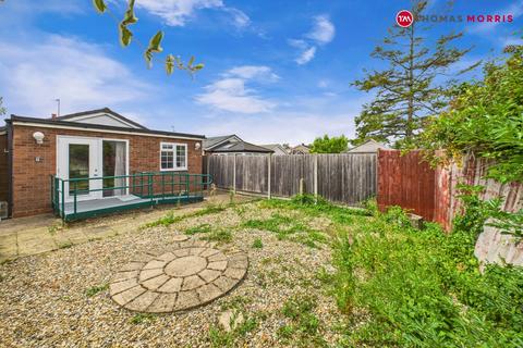 18 Caldecote Road, Eynesbury, St Neots, PE19 2UH