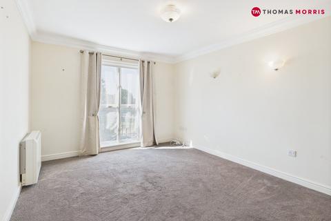 1 bedroom apartment for sale, Crosshall Road, St. Neots PE19