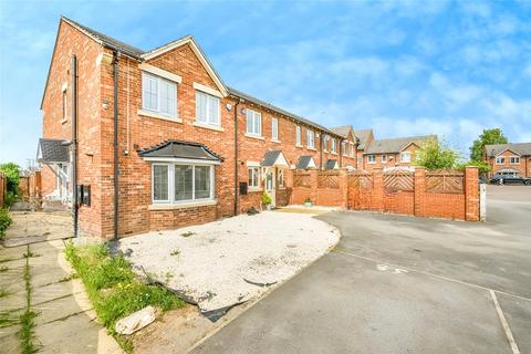 3 bedroom end of terrace house for sale, Sunningdale Drive, Doncaster DN12