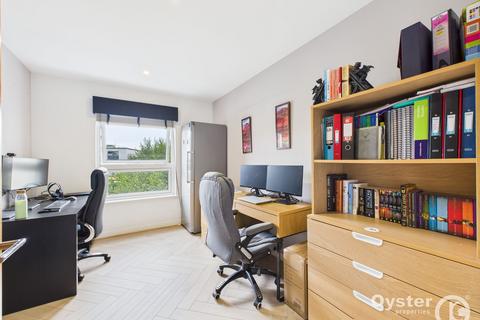 29, Henry Court Unwin Way, Stanmore, HA7 1FG