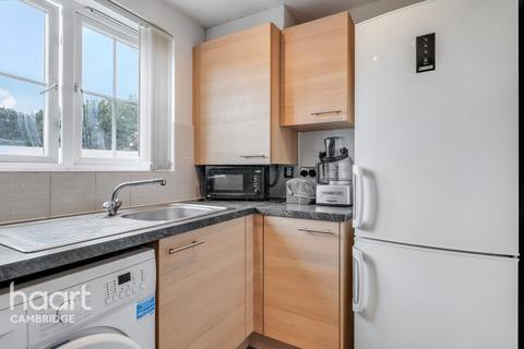 15 Grebe Court, Cambridge, CB5 8FR