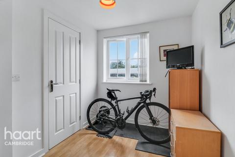15 Grebe Court, Cambridge, CB5 8FR