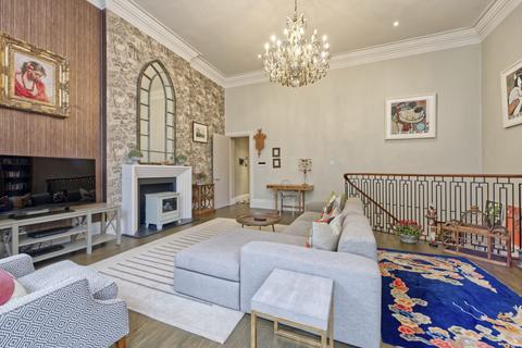2 bedroom flat to rent, Cadogan Square, Knightsbridge, SW1X