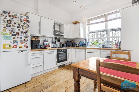 2 bedroom apartment for sale, Queens Avenue, London, N10