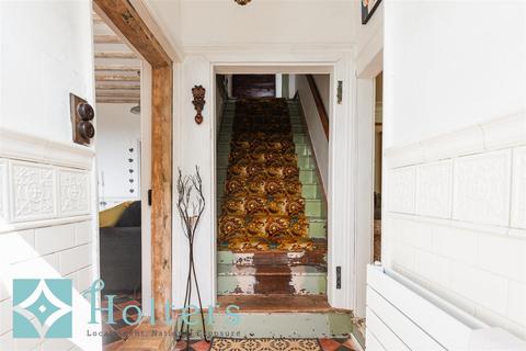 4 bedroom country house for sale, Montgomery SY15