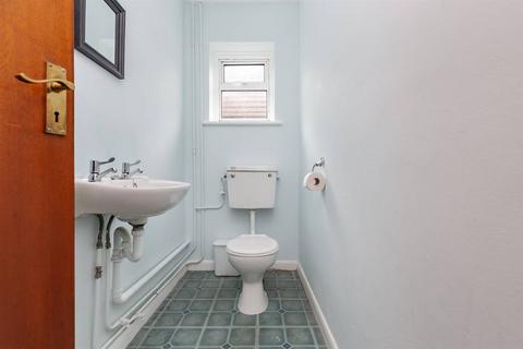 15 Newton Road, Whitstable, CT5 2JD