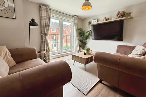 7 Cameron Grove, Eccleshill, Bradford, BD2 3DG