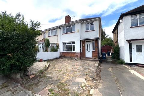 3 bedroom semi-detached house to rent, Welbeck Road, Harrow HA2