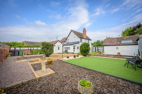 3 bedroom detached house for sale, Shrewsbury Road, High Ercall, Telford, Shropshire, TF6 6AE.