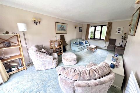 4 bedroom detached house for sale, Bridgetown Road, Stratford-Upon-Avon CV37