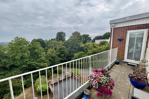 undefined, Wallace Road, Broadstone