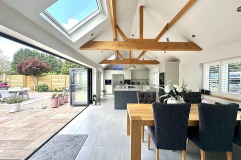 undefined, Chipperfield Road, Hemel Hempstead HP3