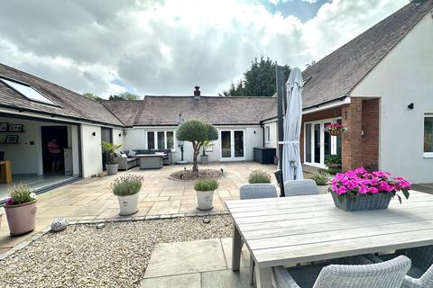 undefined, Chipperfield Road, Hemel Hempstead HP3