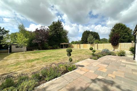 undefined, Chipperfield Road, Hemel Hempstead HP3