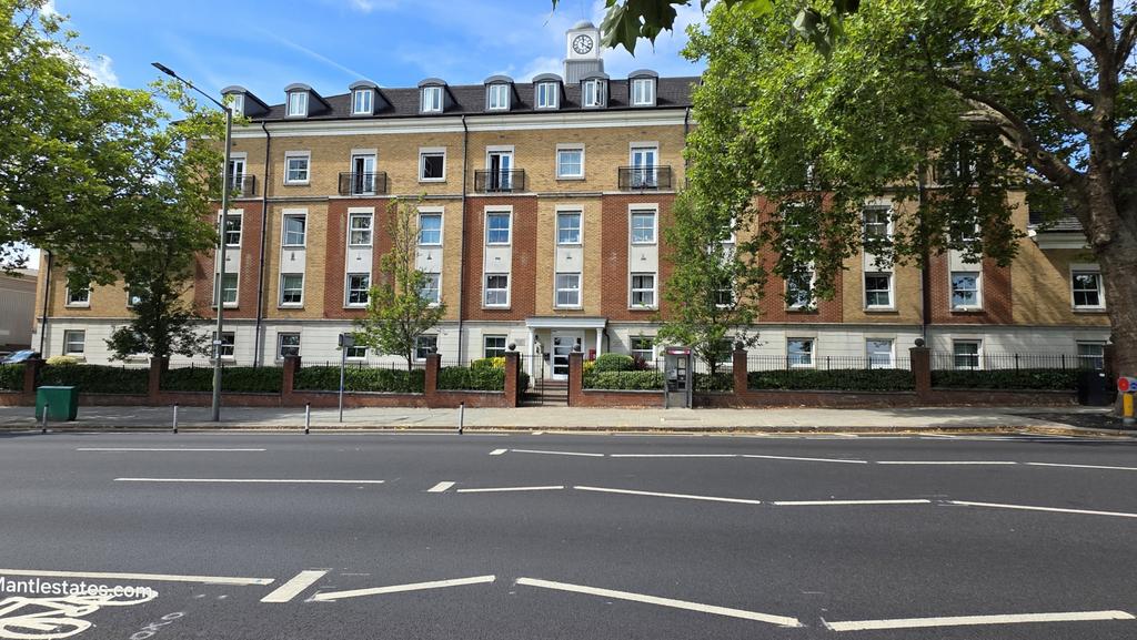One bedroom flat