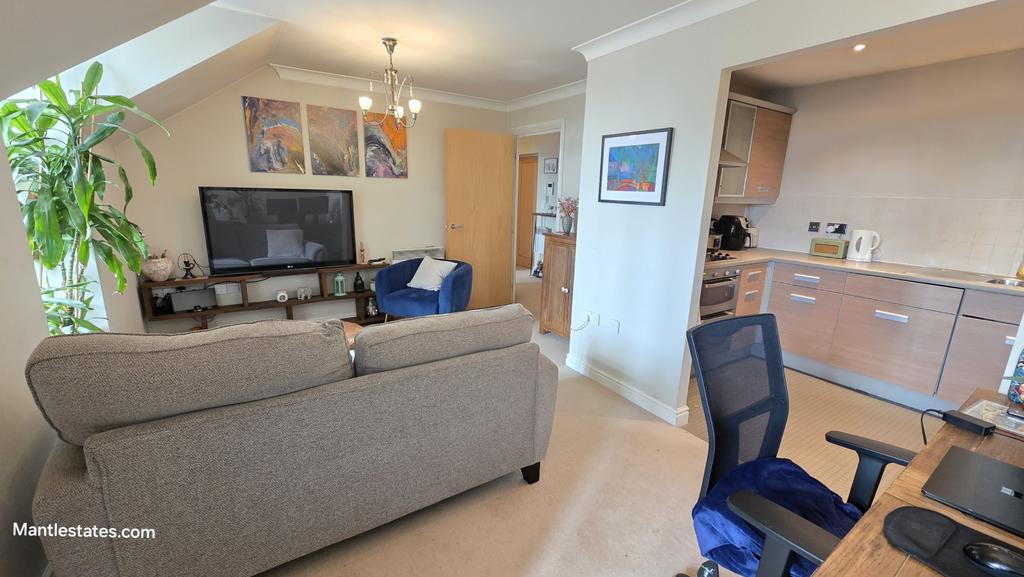 Lounge dining area