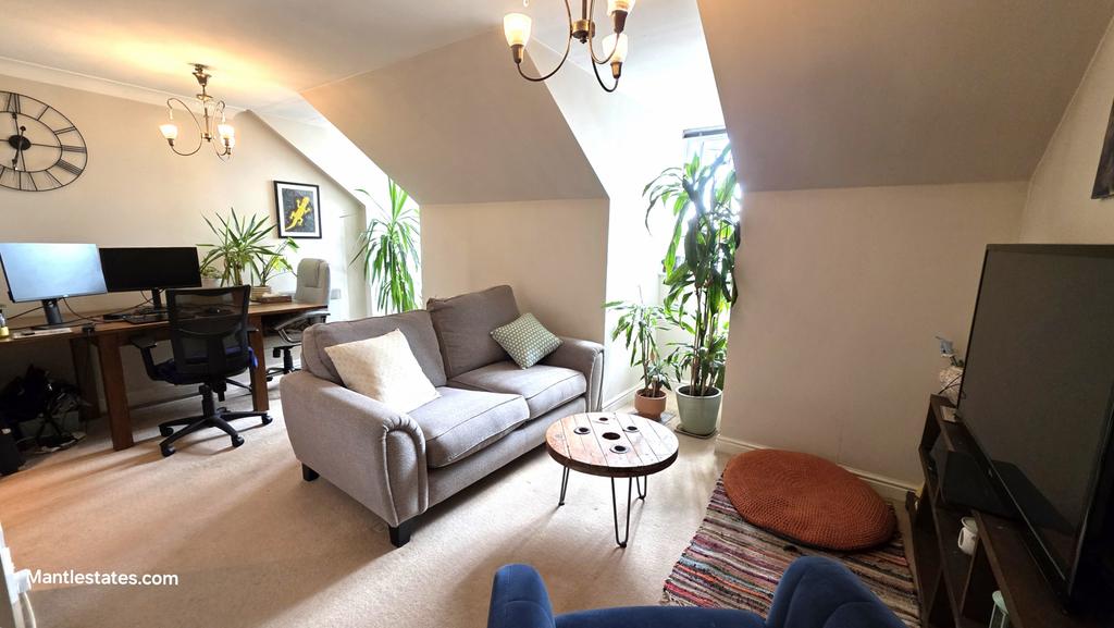 Lounge dining area