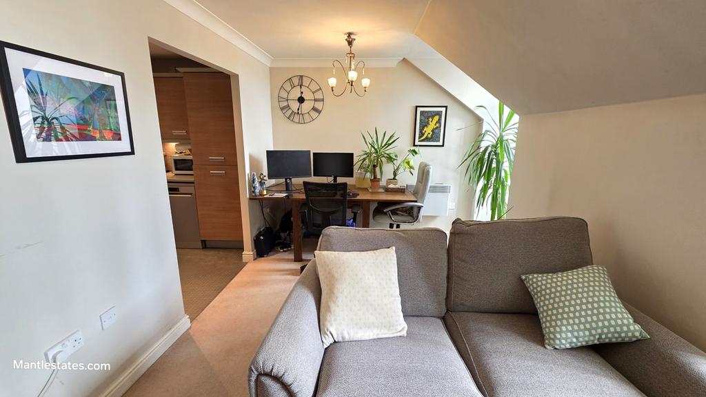Lounge dining area