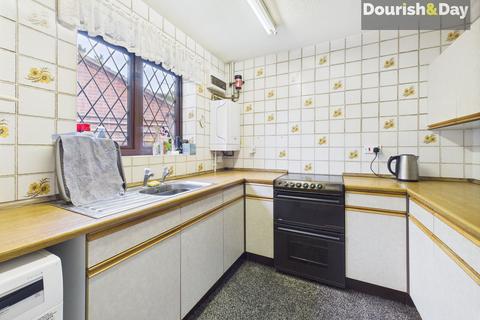 2 bedroom detached bungalow for sale, Lapley Avenue, Stafford ST16