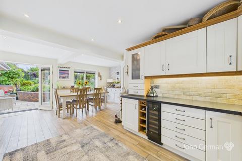 4 bedroom detached house for sale, The Green, Austrey