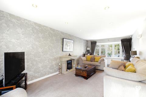 4 bedroom detached house for sale, The Green, Austrey
