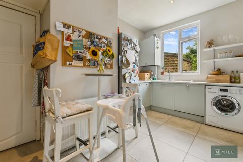 3 bedroom apartment for sale, St. Marys Road, London NW10