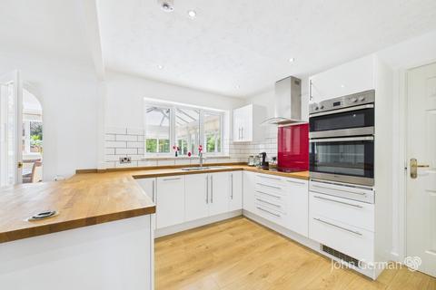 4 bedroom detached house for sale, Bitham Court, Stretton
