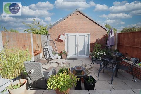 4 bedroom semi-detached house for sale, Highmill Avenue, Mexborough S64