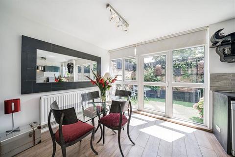 1 bedroom flat for sale, Papworth Way, London SW2