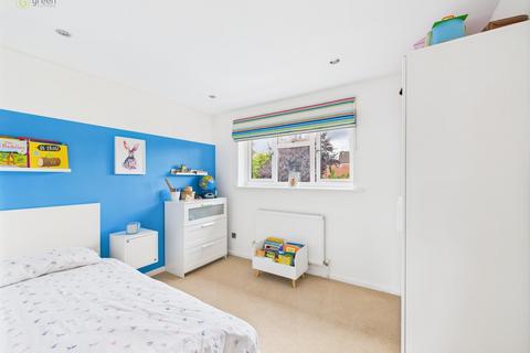 20 Foxlands Drive, Sutton Coldfield, B72 1YZ