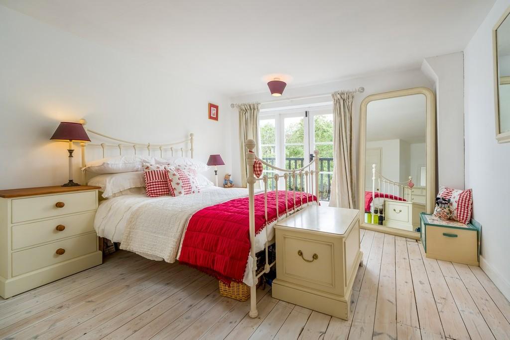 Thatch End-23