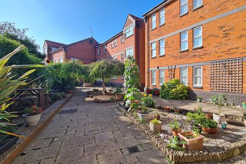 1 bedroom ground floor flat for sale, Cromer Road, North Walsham