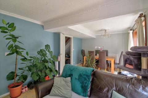 undefined, Green Hills, Harlow