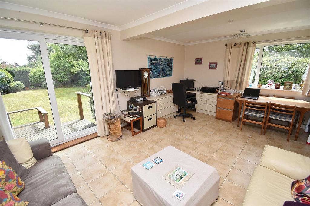 Bedroom-Reception.JPG