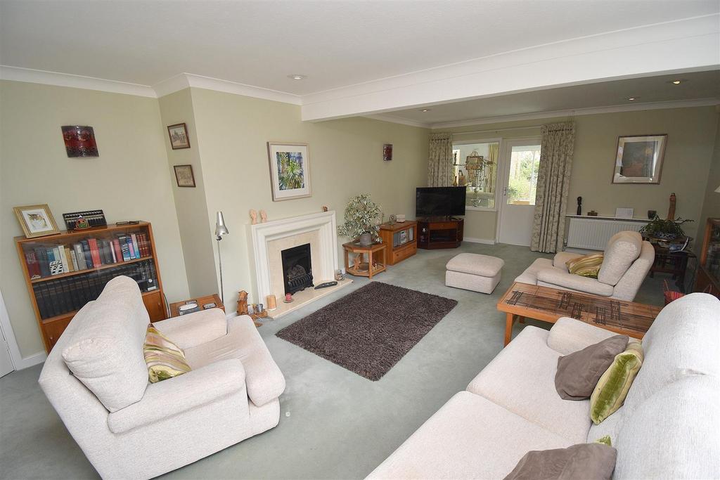 Sitting Room.JPG
