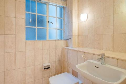 2 bedroom apartment to rent, Park Road, London NW8