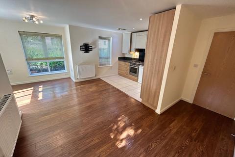 2 bedroom apartment to rent, Springhead Parkway, Northfleet, DA11