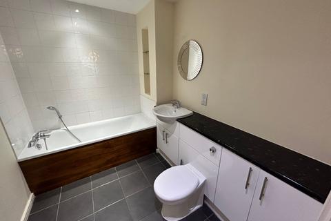 2 bedroom apartment to rent, Springhead Parkway, Northfleet, DA11