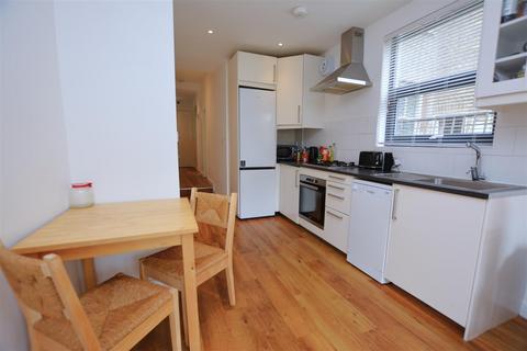 2 Walpole Road, London, SW19 2BZ