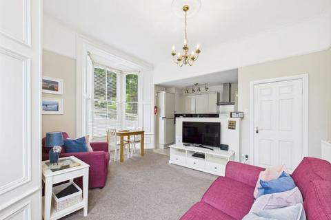 undefined, Flat 2, 9 Broomfield Terrace