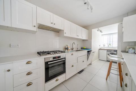 3 Leybourne Close, Bromley, BR2 9DZ