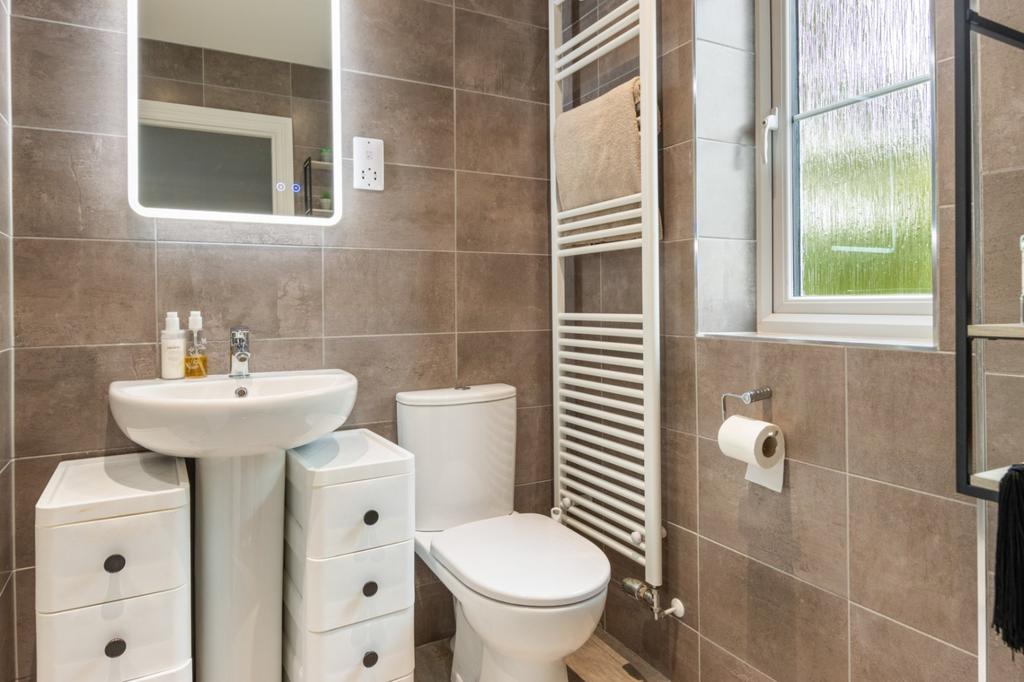 Ensuite