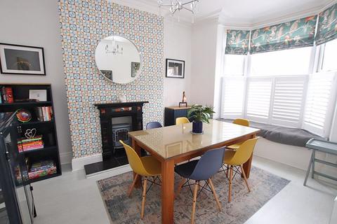 3 bedroom end of terrace house for sale, GLEBE ROAD, CLEETHORPES