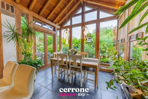 4 bedroom detached house for sale, Birmingham Road, Bromsgrove B61