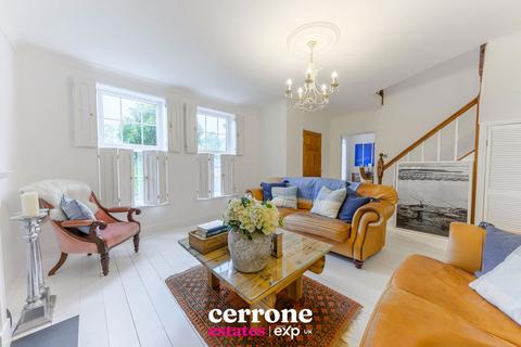 4 bedroom detached house for sale, Birmingham Road, Bromsgrove B61