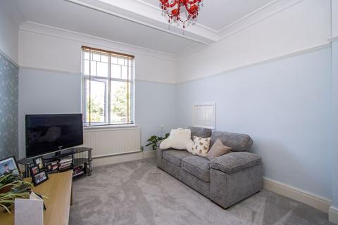 4 bedroom detached house for sale, Westbourne Road, Penarth