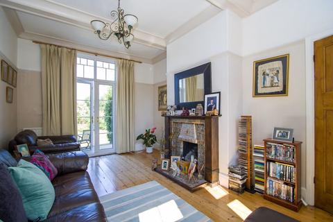 4 bedroom detached house for sale, Westbourne Road, Penarth