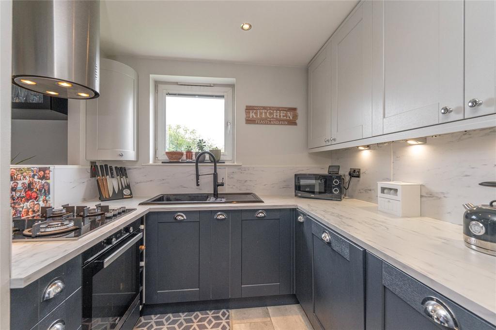 Kitchen Alt