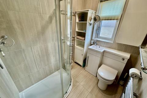 2 bedroom terraced house for sale, Haincliffe Place, Keighley, BD21 5BT